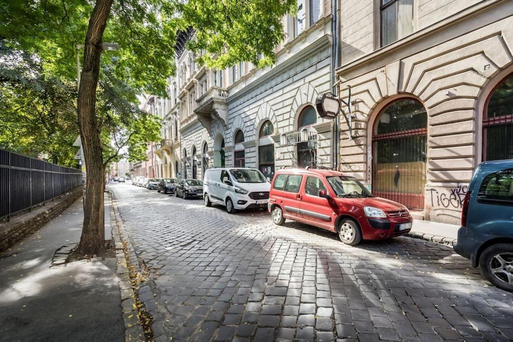 Klauzal City Garden - 2-bedroom K34 * Budapesta